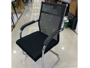 Chaise simple et confortable K35