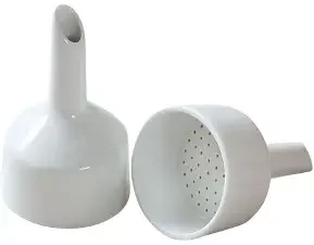 Entonnoir en porcelaine